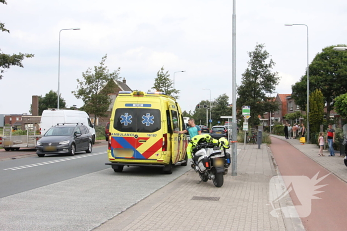 Twee personen gewond bij kop-staartbotsing