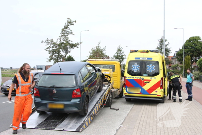 Twee personen gewond bij kop-staartbotsing