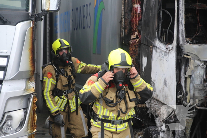 Bedrijf ontruimd door vrachtwagenbrand