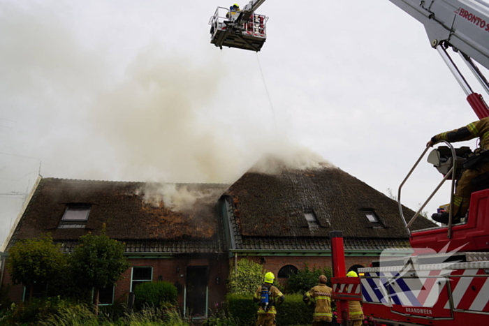 Stolpboerderij verwoest door uitslaande brand