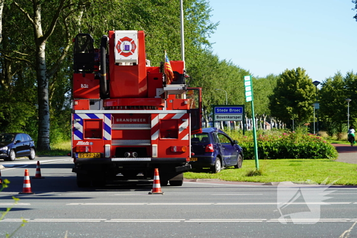 Gewonde na botsing met brandweervoertuig op weg naar reanimatie