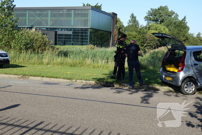 Voertuigen beschadigd na botsing