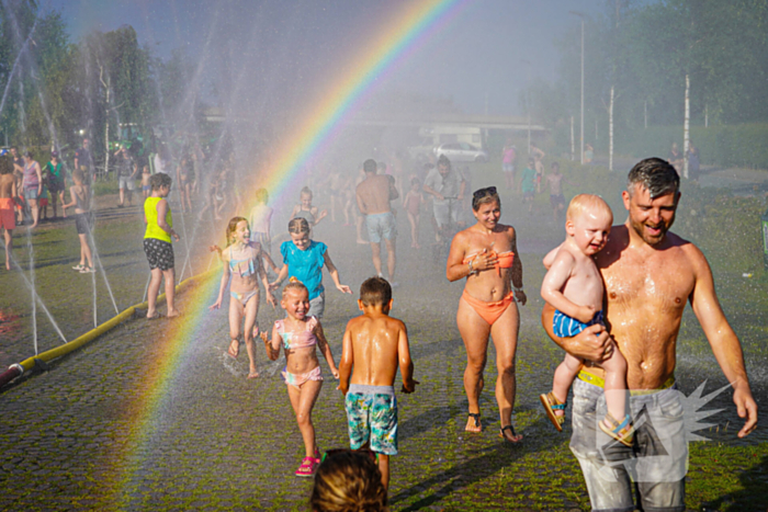 Waterfestijn zorgt voor veel plezier en afkoeling