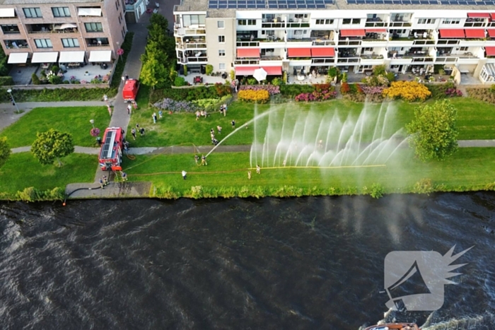 Brandweer zorgt voor vertier en verkoeling