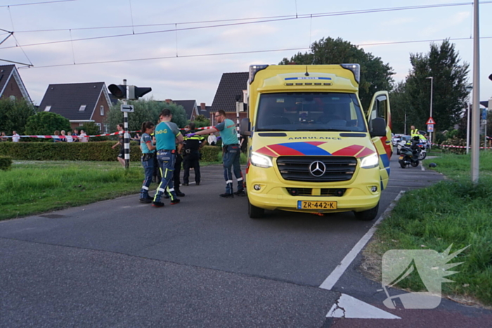 Scooterrijder zwaargewond bij aanrijding met tram