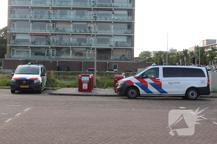 Kind op kinderfiets aangereden door automobilist