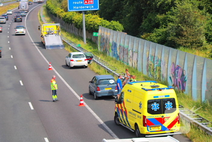 Ongeval tussen twee voertuigen op snelweg