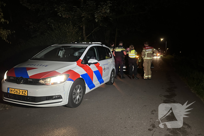 Zoektocht in water na aantreffen kleding