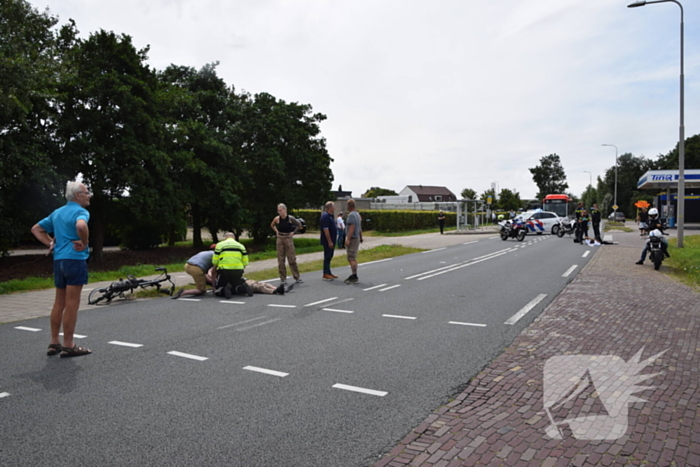 Traumateam ingezet na botsing tussen motorrijder en fietser