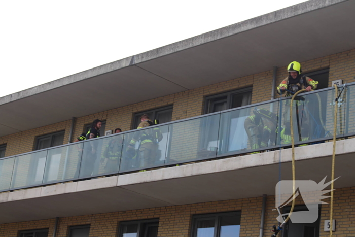 Bewoner gewekt nadat brandweer deur openramt wegens vergeten pannetje