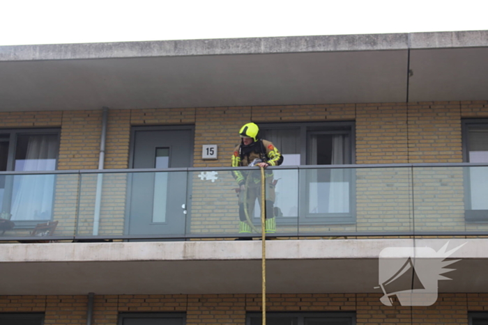 Bewoner gewekt nadat brandweer deur openramt wegens vergeten pannetje