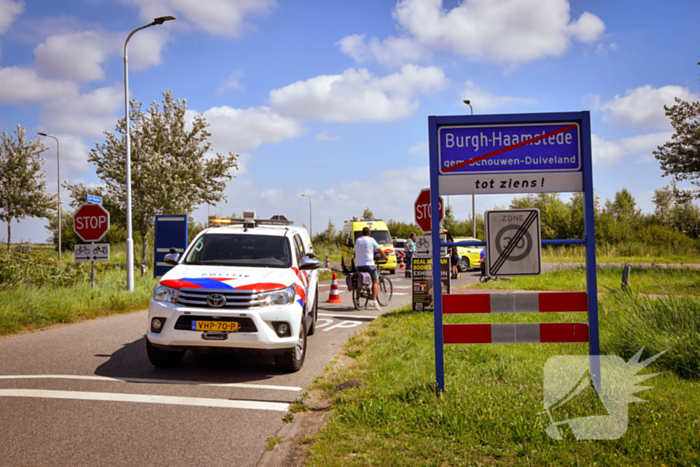 Wielrenner gewond bij botsing met bestelbus