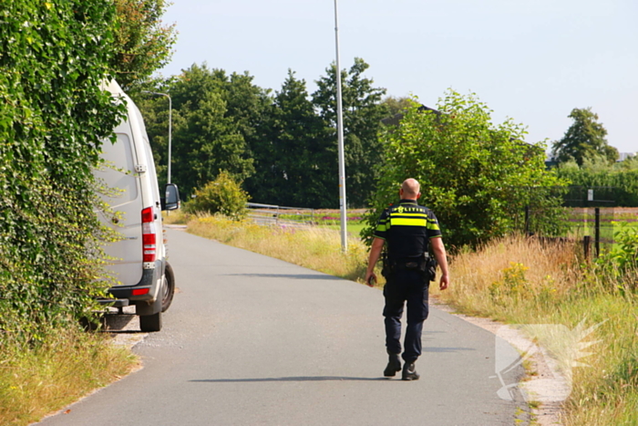 Bakfiets bestuurder gewond bij aanrijding met bestelbus