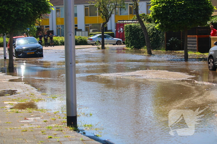 Veel wateroverlast door gesprongen waterleiding