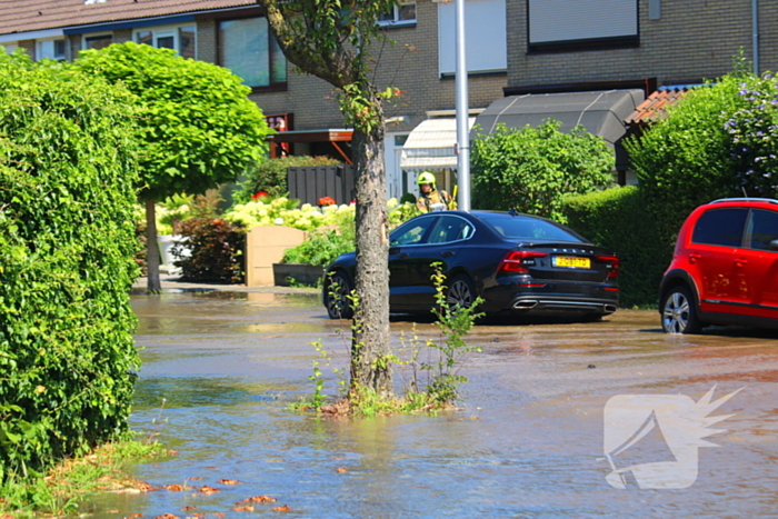 Veel wateroverlast door gesprongen waterleiding