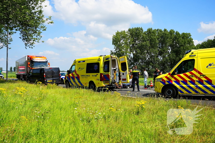 Traumateam ingezet na ongeval met racefietster en bestelbus