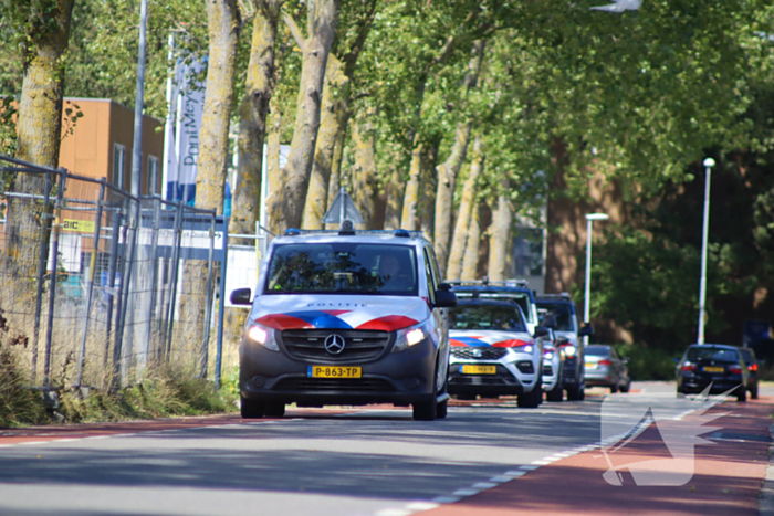 Persoon aangehouden tijdens inval door arrestatieteam in AZC