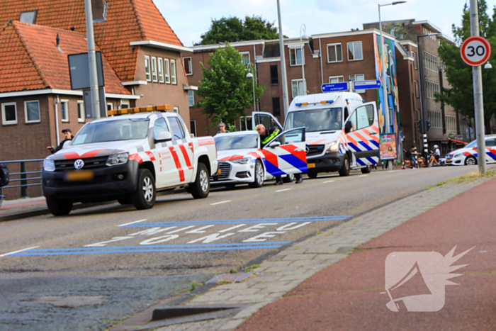 Traumateam ingezet voor dodelijk ongeval tussen GVB-bus en motorrijder