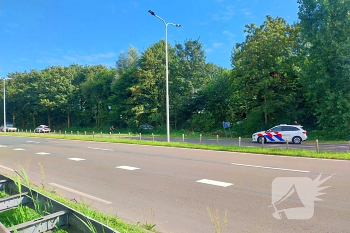 Automobilist belandt in berm