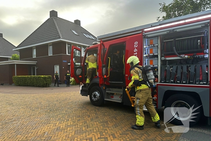 Rookmelder gaat af na val partij in woning