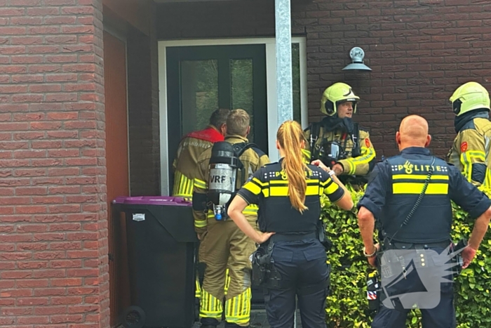 Rookmelder gaat af na val partij in woning