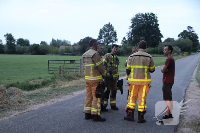 Brandweer ingezet voor broeiende stapel hooi