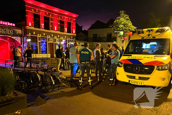 Veel politie aanwezig bij mogelijke steekincident