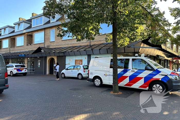 Forensische Opsporing verricht onderzoek in woning