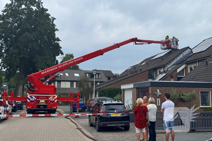 Veel rook bij brand in woning