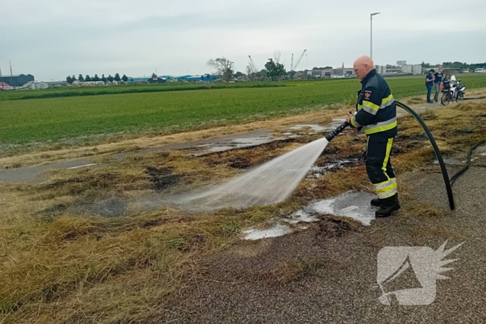 Aantal meters berm in brand