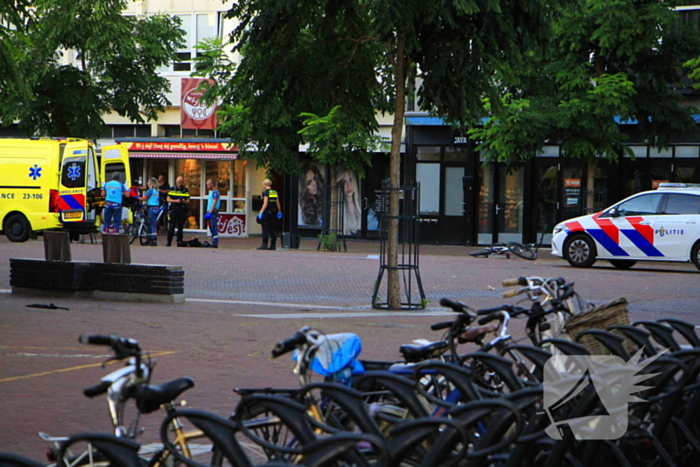 Politie schiet op verdachte bij steekincident