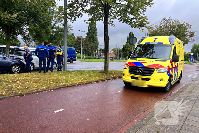 Twee voertuigen betrokken bij kop-staartbotsing