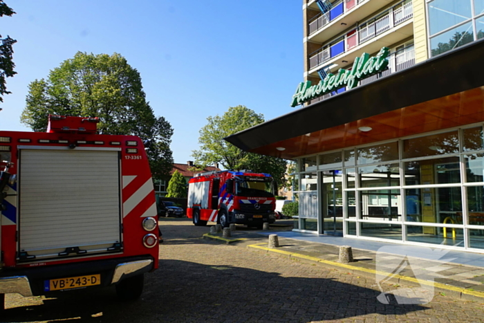 Flat zonder water door gescheurde waterleiding