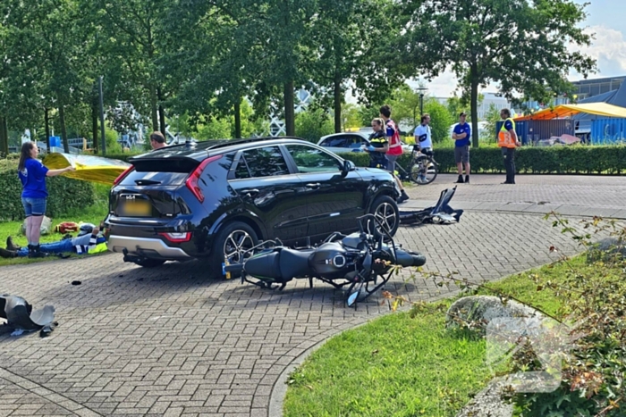 Lesmotor betrokken bij verkeersongeval