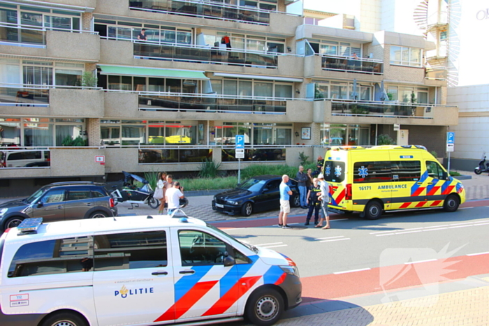 Bakfietser botst tegen openstaand portier