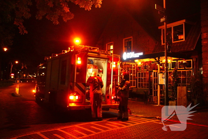 Restaurant ontruimd, brand snel onder controle