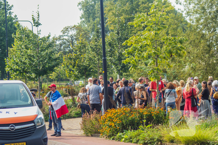 Doetinchemse complotdenker trekt veel demonstranten naar rechtbank