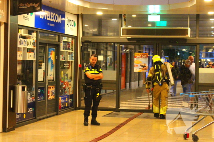 Omstanders bellen brandweer voor rookontwikkeling uit bakkerij