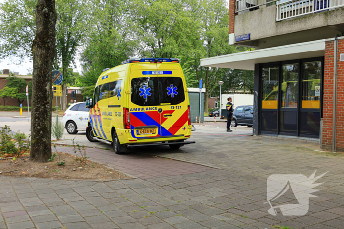 Persoon gewond na mogelijk steekincident