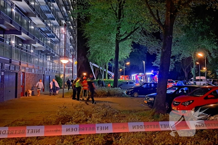 Gewonde bij grote uitslaande flatbrand