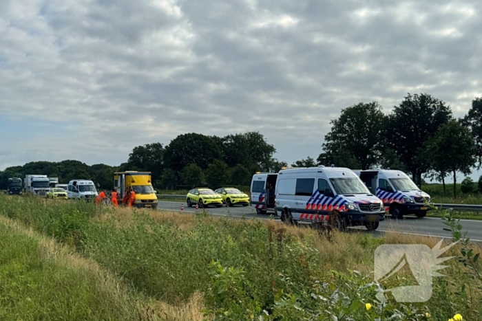 Snelweg afgesloten wegens onderzoek naar aanrijding met motor