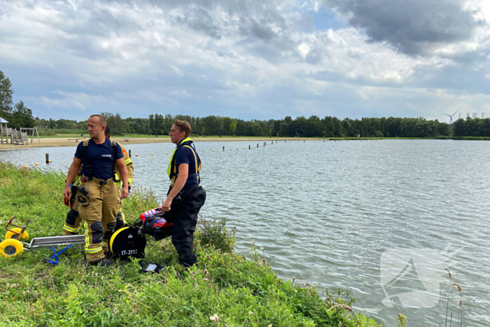 Onderwaterdrone ingezet na aantreffen kinderslippers