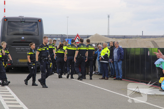 Demonstranten blokkeren opnieuw Zeesluis