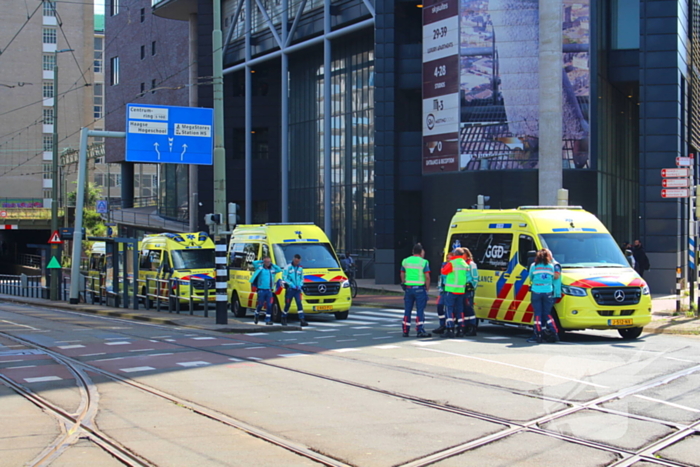 Grote brand in studentencomplex meerdere mensen vluchten naar buiten