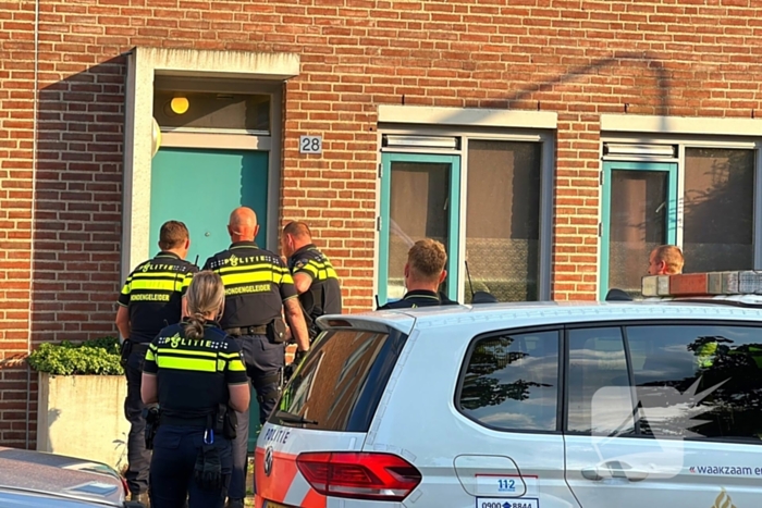 Persoon aangehouden na melding overval in woning