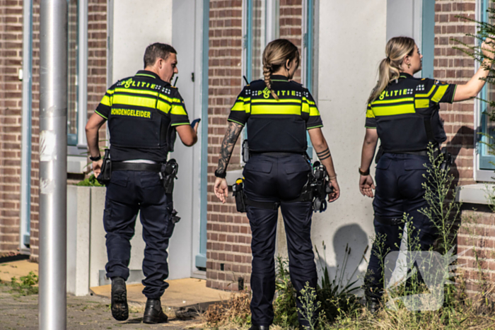 Persoon aangehouden na melding overval in woning