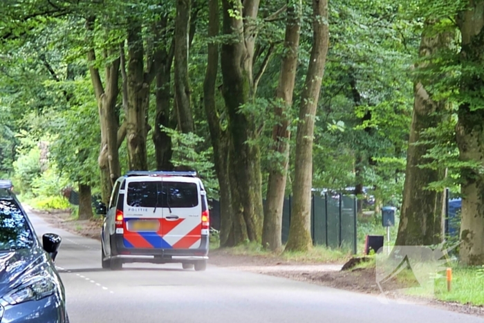 Politiehelikopter zoekt mee naar vermist meisje