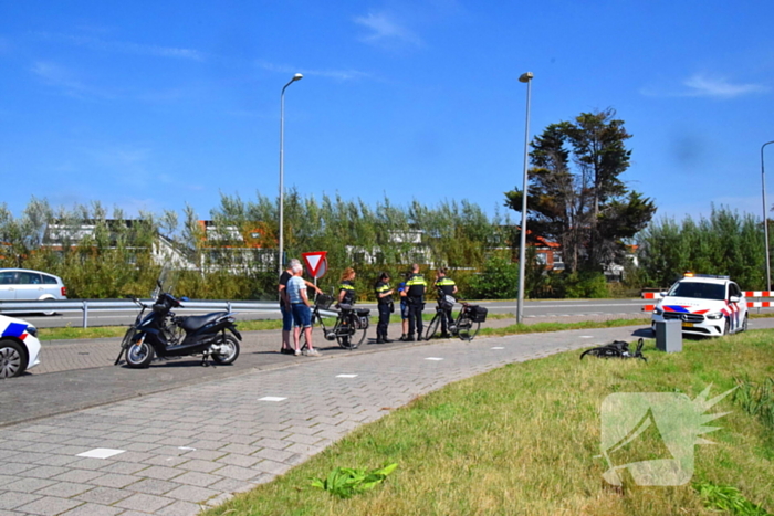 Persoon op fiets aangereden door scooterrijder