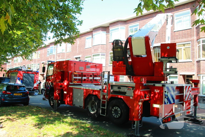 Brandweer heeft grote moeite om woning binnen te komen