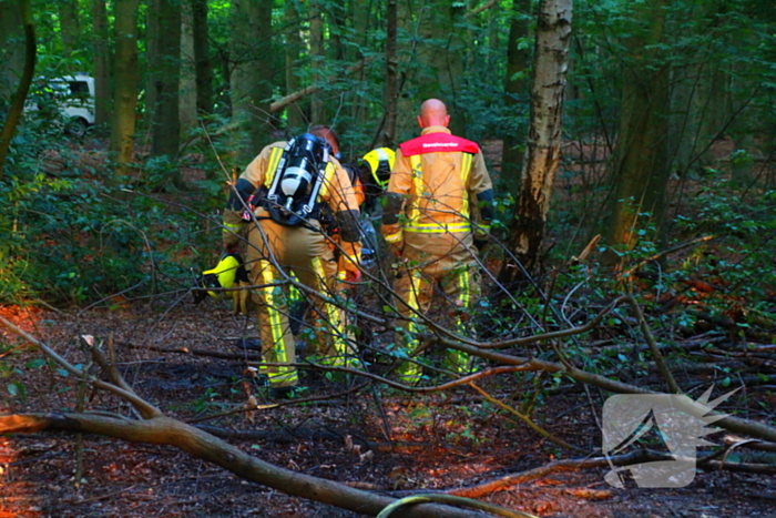 Brand in bos beperkt gebleven